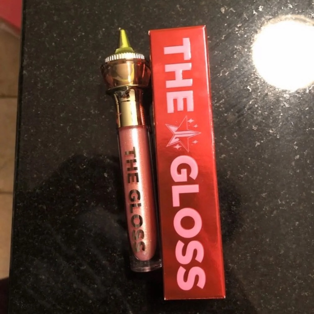 Jeffree Star Gloss in Succulent